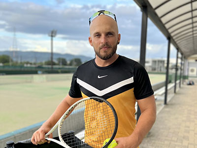 ジョースティン先生(テニス)